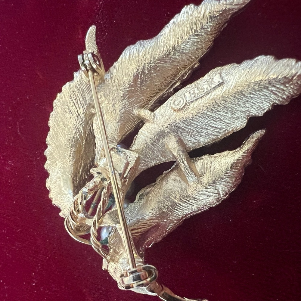 Vintage signed BSK pearl brooch - Picture 4 of 4